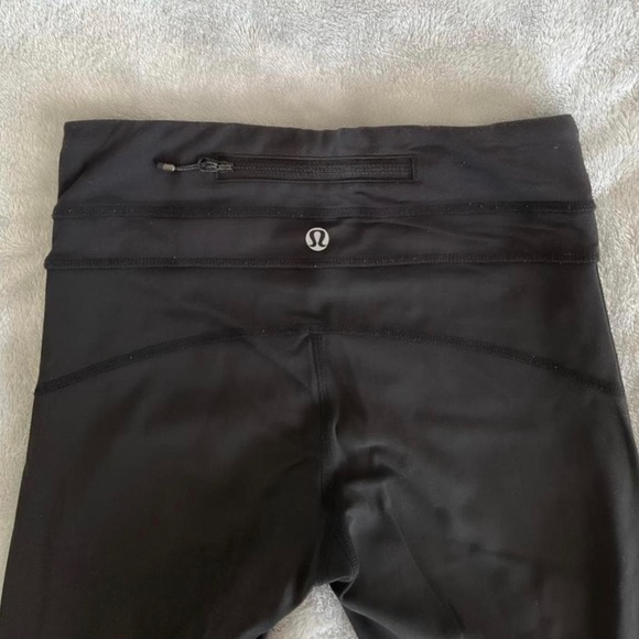 Lululemon 3/4 leggings - Picture 1 of 2